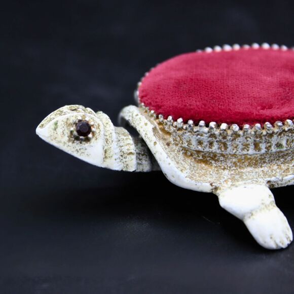 Vintage Florenza Articulated Turtle Pin Cushion Bobbing Head Tail Sewing Decor - Picture 3 of 8